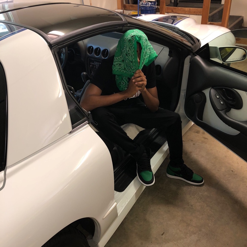 Meet your Posher, Xzavier